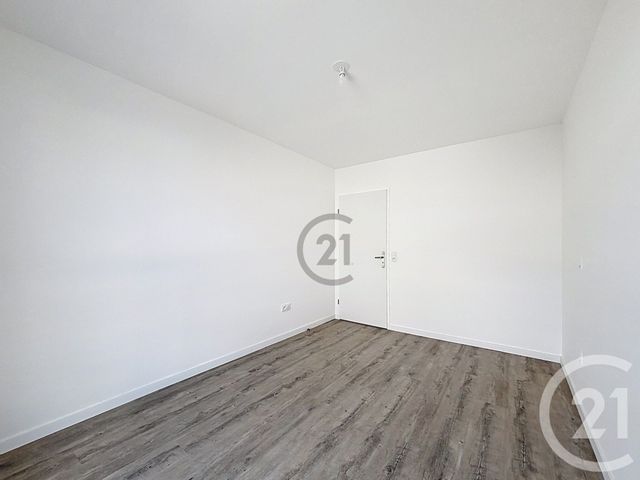 Appartement F2 à vendre - 2 pièces - 40.24 m2 - PROVINS - 77 - ILE-DE-FRANCE - Century 21 Martinot Immobilier