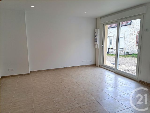 maison à louer - 3 pièces - 53.45 m2 - LONGUEVILLE - 77 - ILE-DE-FRANCE - Century 21 Martinot Immobilier