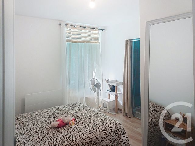 Appartement F2 à louer - 2 pièces - 40.22 m2 - PROVINS - 77 - ILE-DE-FRANCE - Century 21 Martinot Immobilier