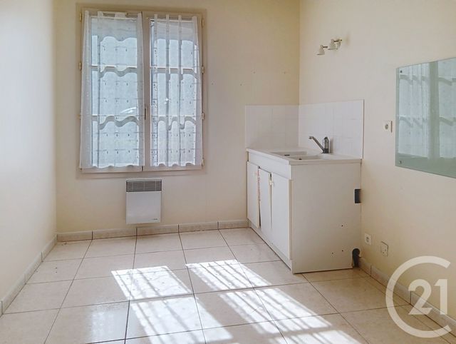 Appartement F2 à louer - 2 pièces - 58.67 m2 - PROVINS - 77 - ILE-DE-FRANCE - Century 21 Martinot Immobilier