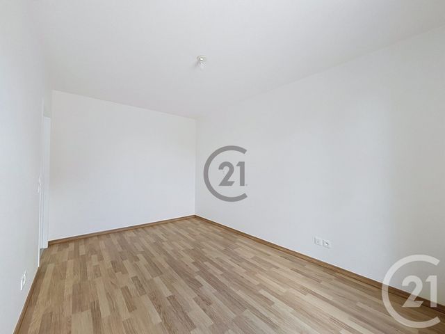 Appartement F2 à vendre - 2 pièces - 44.59 m2 - NANGIS - 77 - ILE-DE-FRANCE - Century 21 Martinot Immobilier