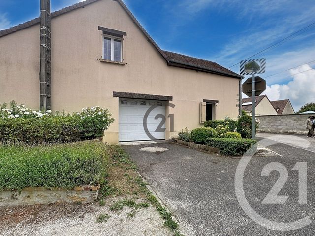 immeuble à vendre - 202.4 m2 - SOURDUN - 77 - ILE-DE-FRANCE - Century 21 Martinot Immobilier