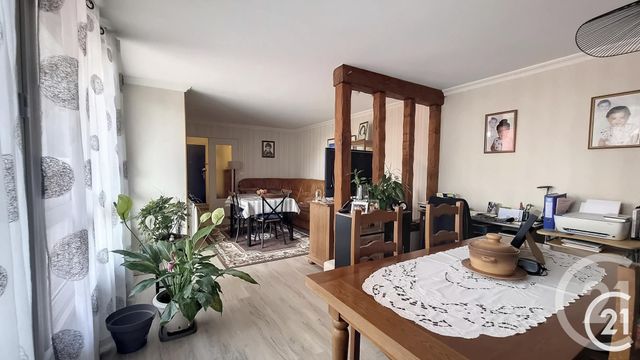 Appartement F3 à vendre - 3 pièces - 76.0 m2 - PROVINS - 77 - ILE-DE-FRANCE - Century 21 Martinot Immobilier